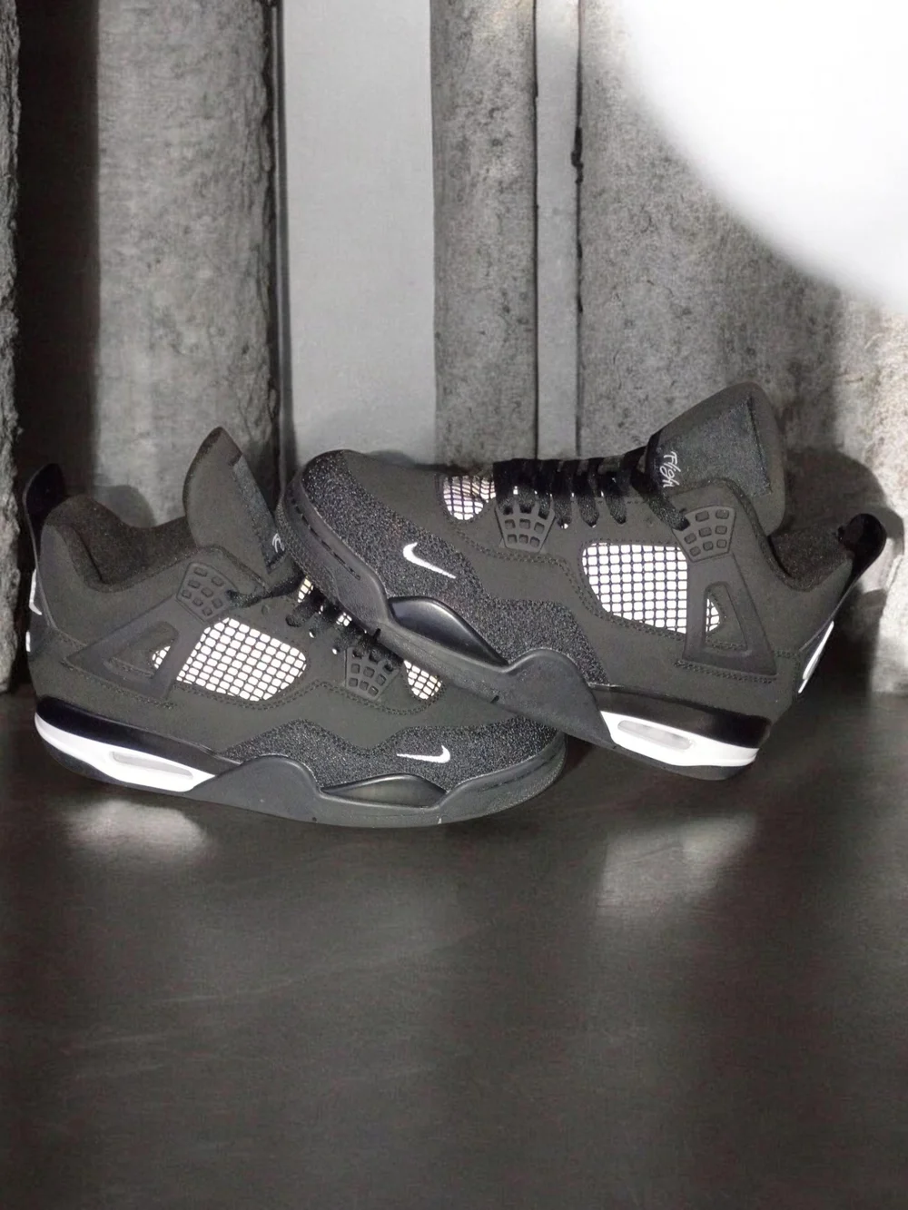 Jordan Retro 4 Black White Sneakers